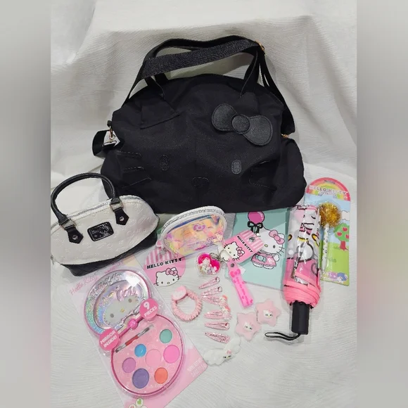 Hello Kitty Mommy & Me Kids Childrens (or Adult) Tote Bundle - Picture 1 of 10